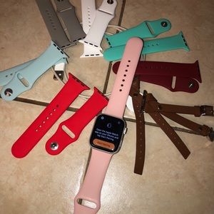 Apple Watch series 4 GPS cellular.